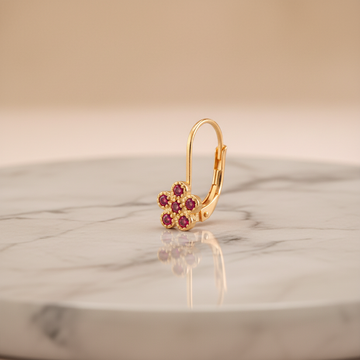 Zlaté náušnice s červeným květem