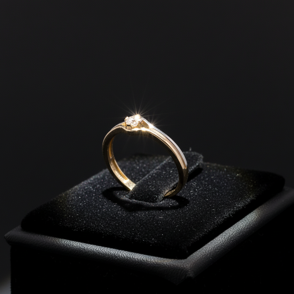 Zlatý dvoubarevný prsten se zirkony