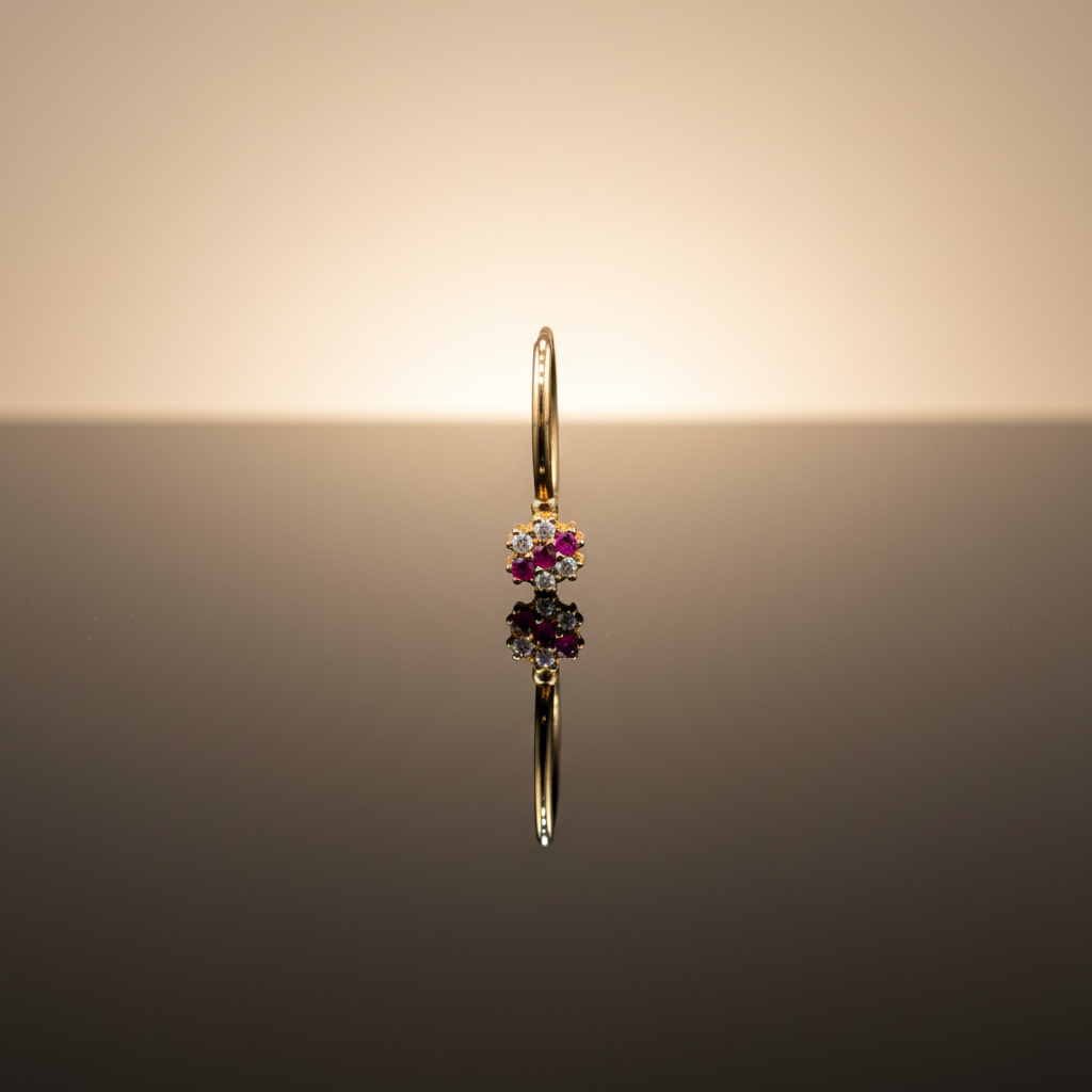 Zlaté náušnice s červeným a bílým kamenem